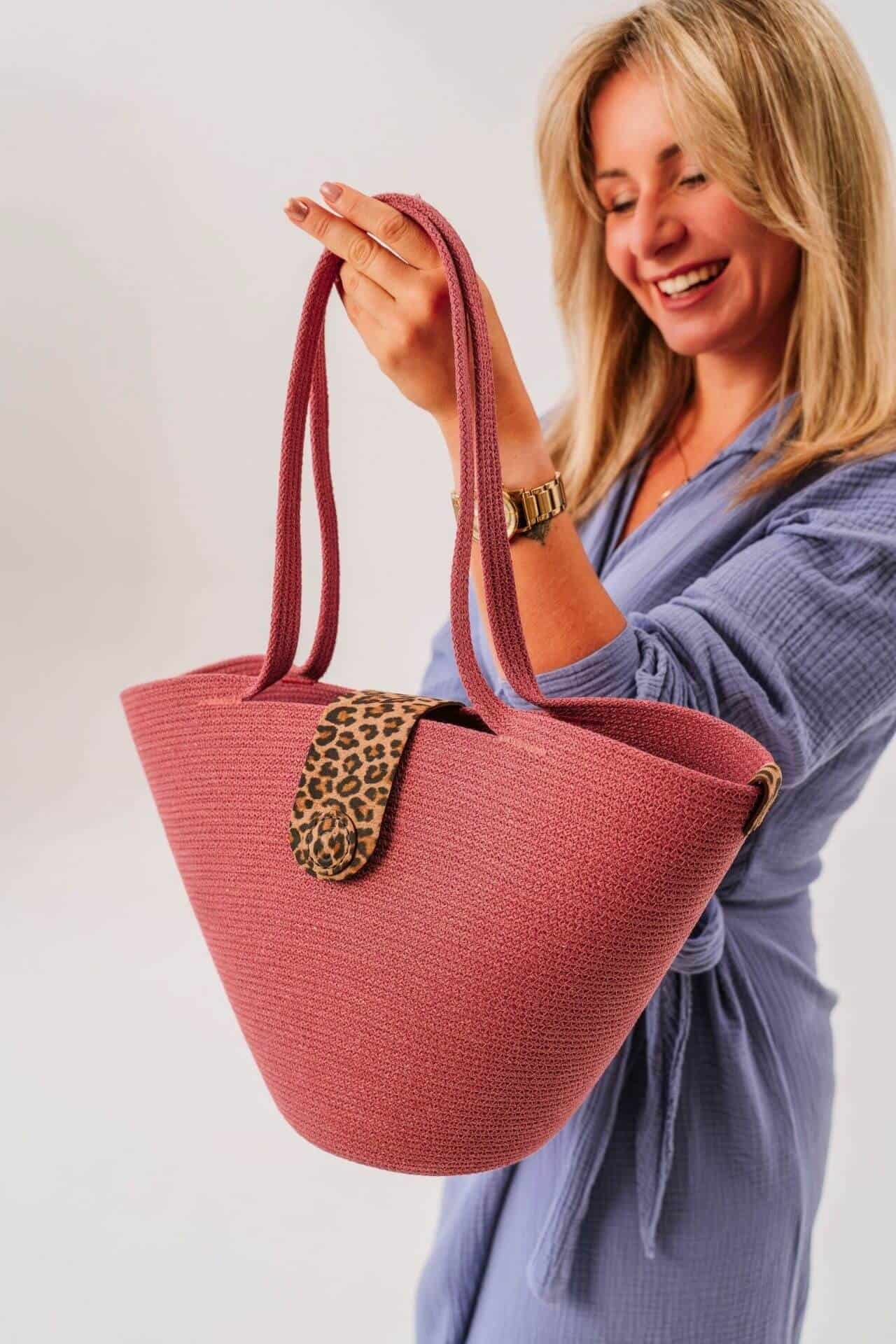 SKÓRZANE DODATKI DO KOSZY - KLAPKA PANTERA